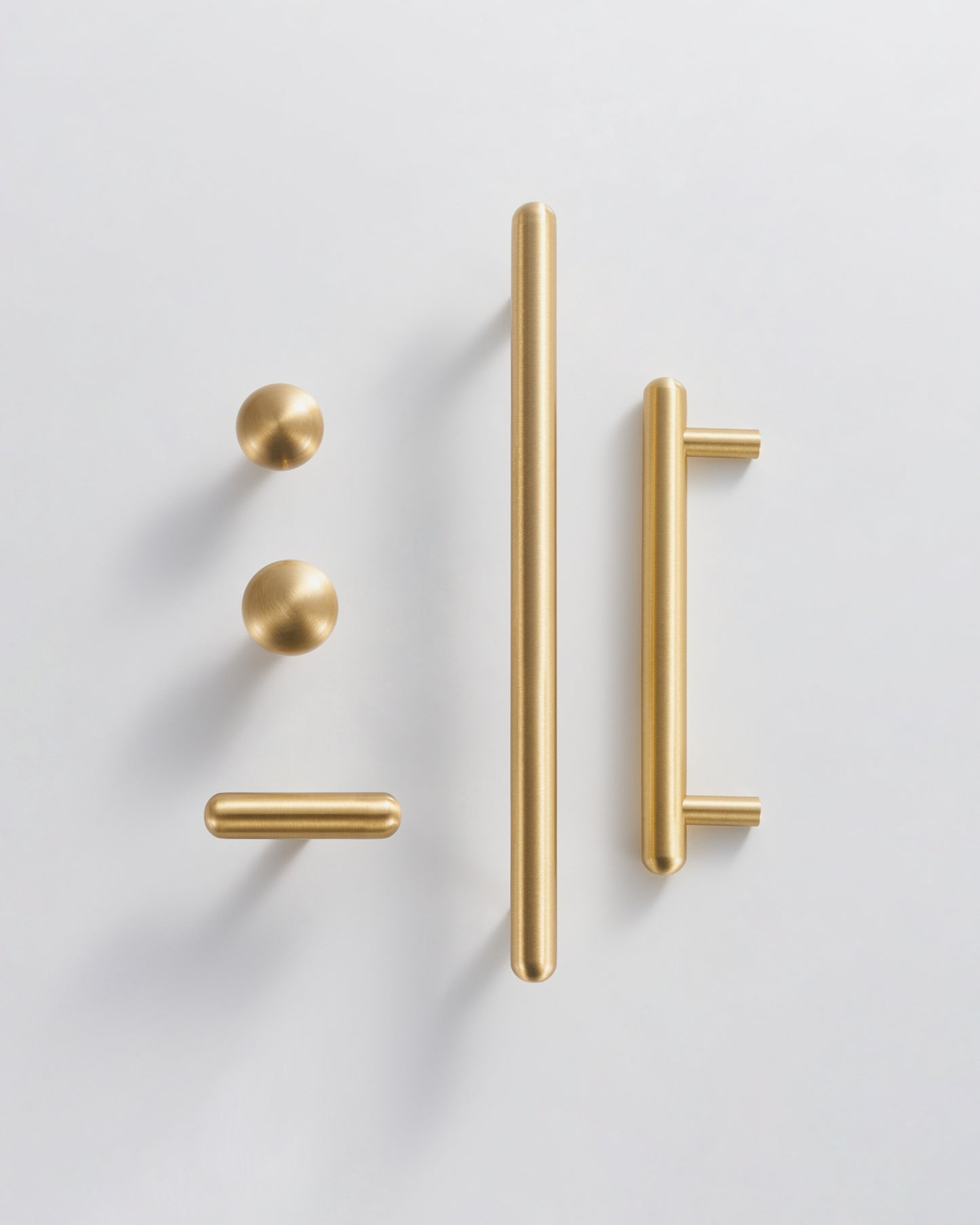 VERONA ROUNDED CYLINDRICAL CABINET PULL