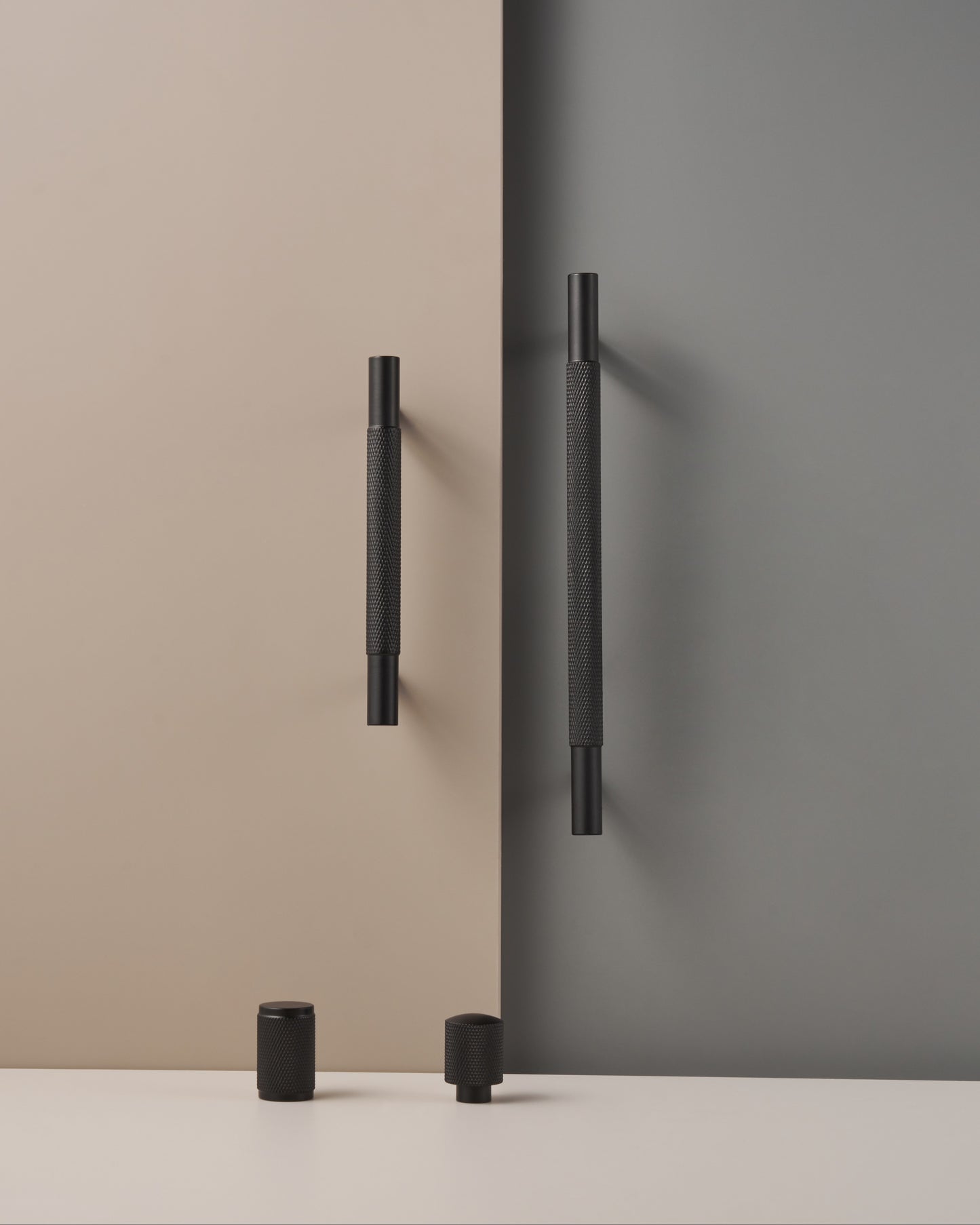 MERCER KNURLED MATTE BLACK CABINET PULL
