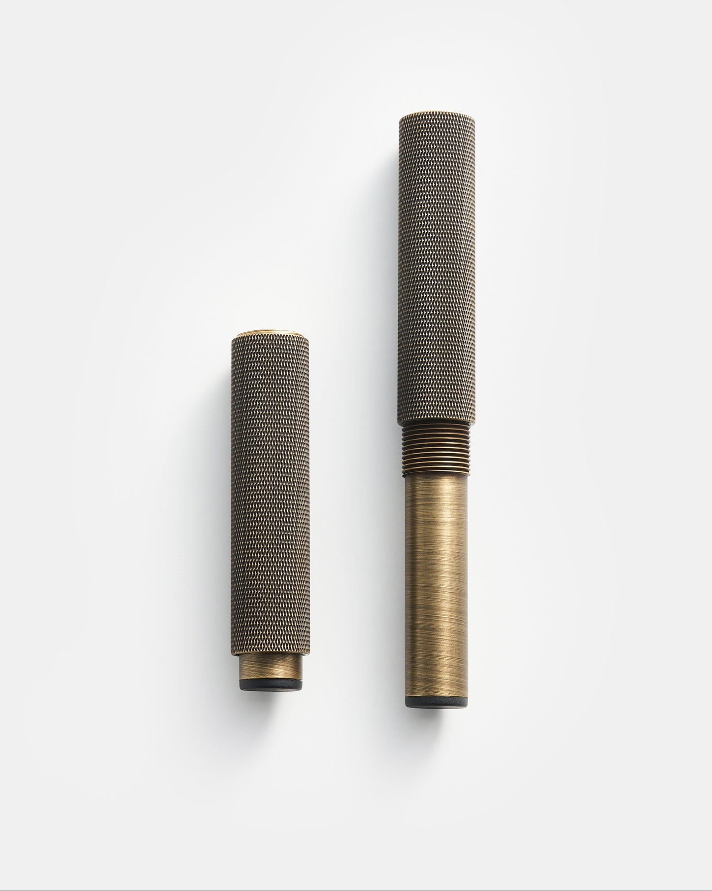 SOHO KNURLED FURNITURE LEG IN ANTIQUE BRASS (PAIR)