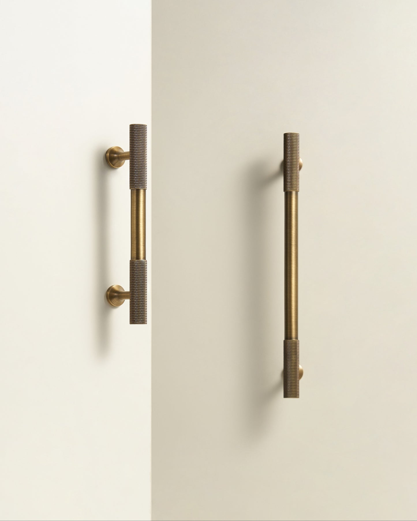 KENSWICK KNURLED BRASS CABINET PULL