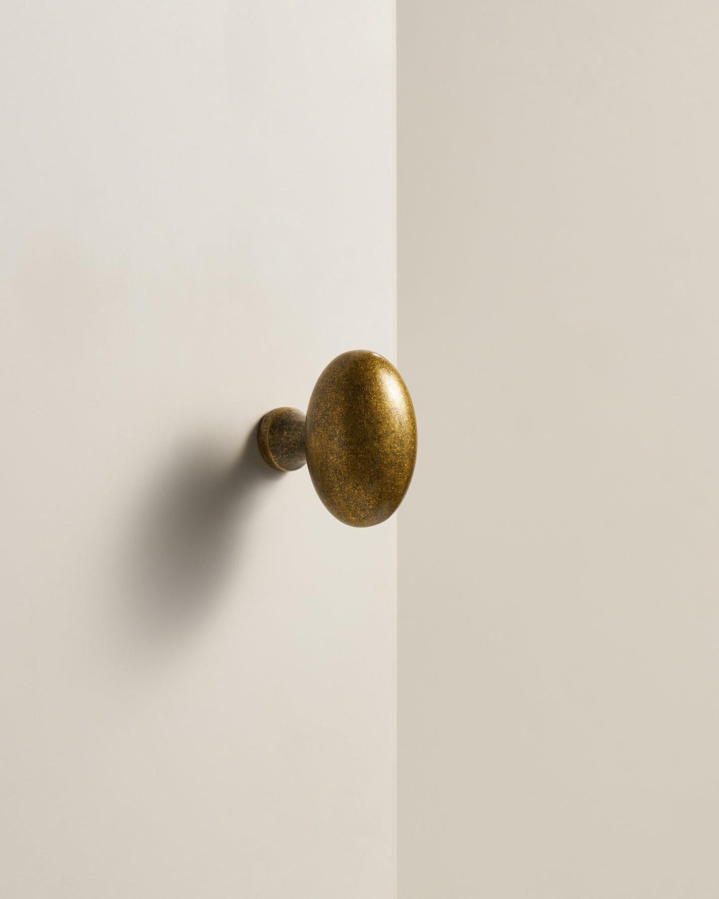 DUNHAM PATINA OVAL KNOB WITH OPTIONAL BACKPLATE