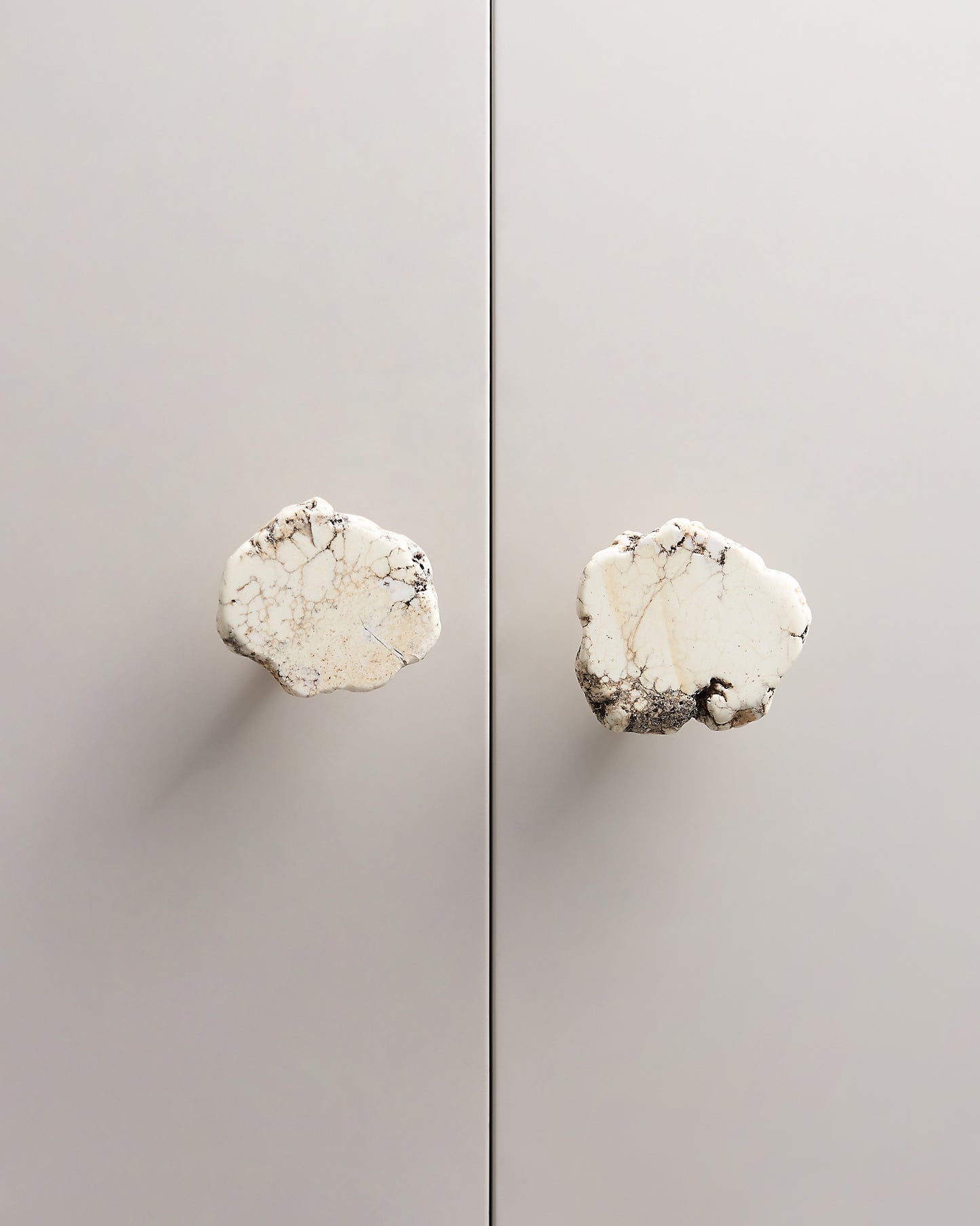SIERRA WHITE TURQUOISE KNOB