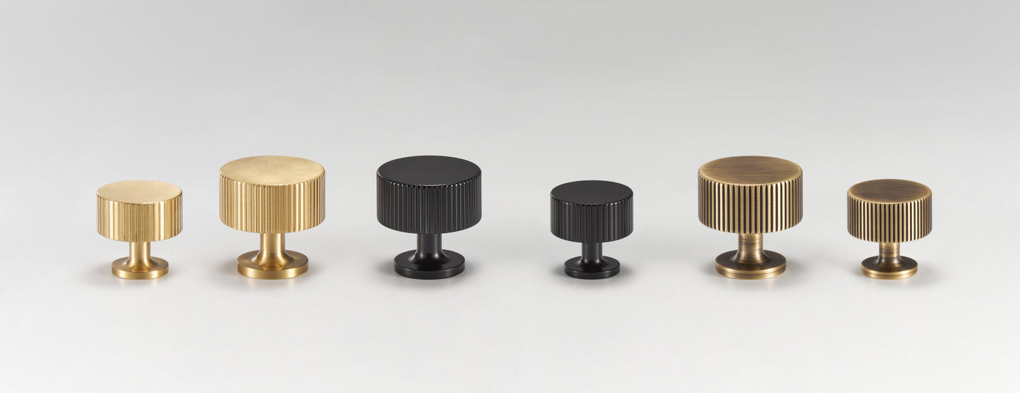 RAVELLO FLUTED ROUND SHAPE KNOB