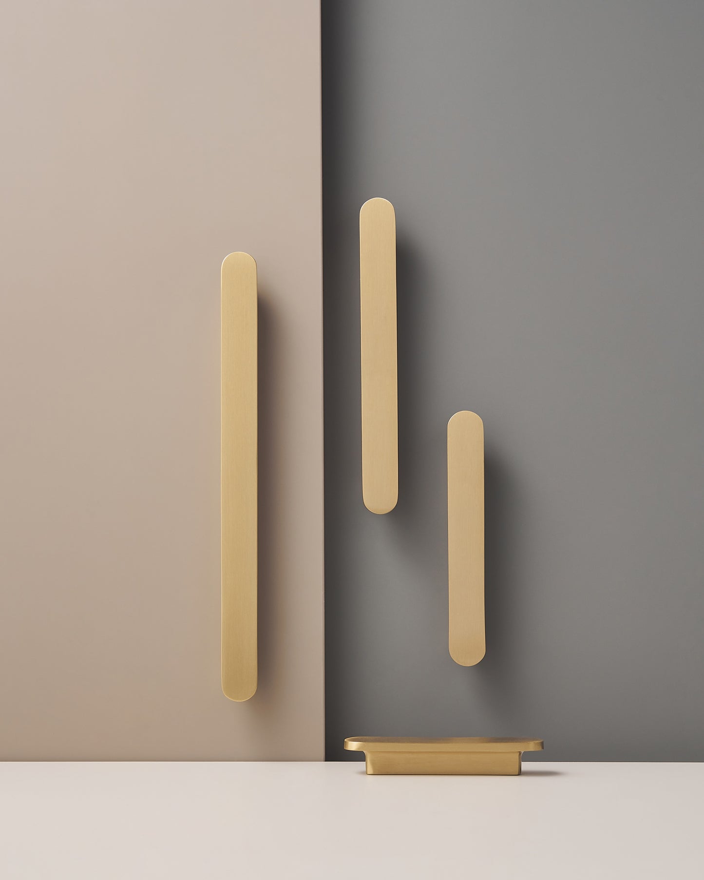 ASHBURY ROUNDED CAPSULE CABINET PULL