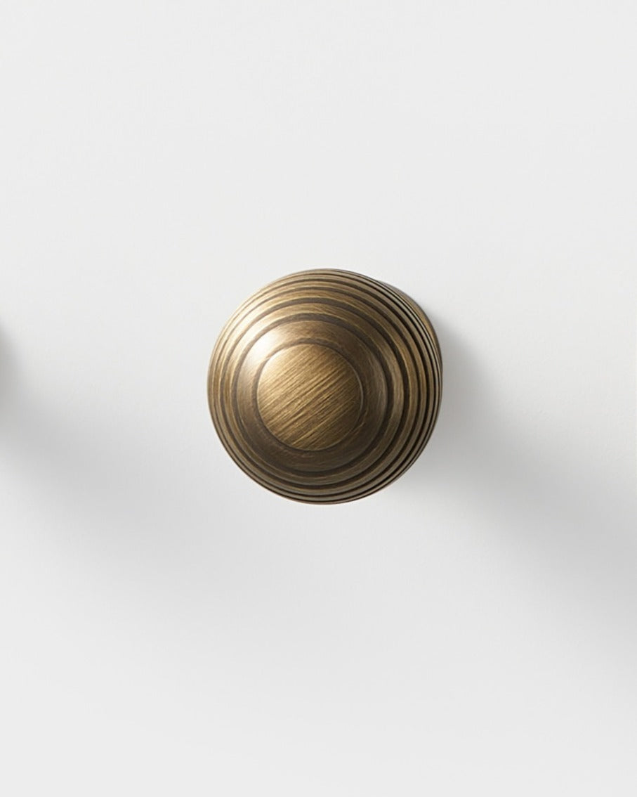 HARRINGTON FLUTED GLOBE KNOB IN ANTIQUE BRONZE