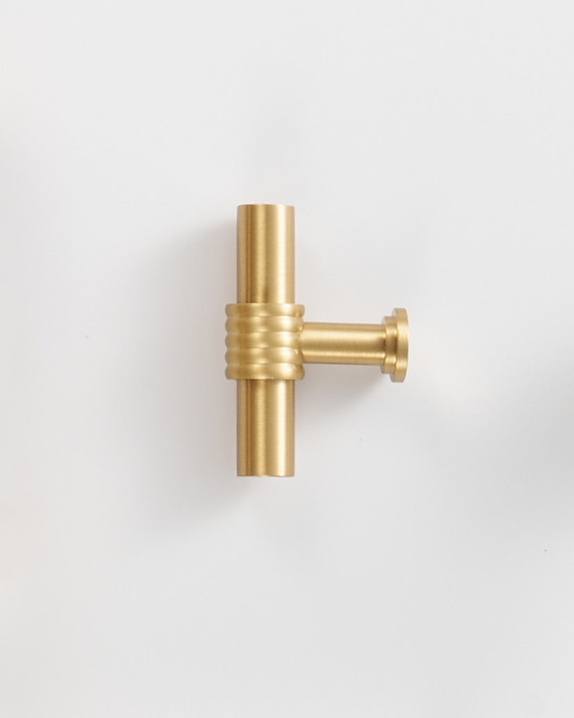 RIVINGTON RIBBED T-BAR CABINET KNOB