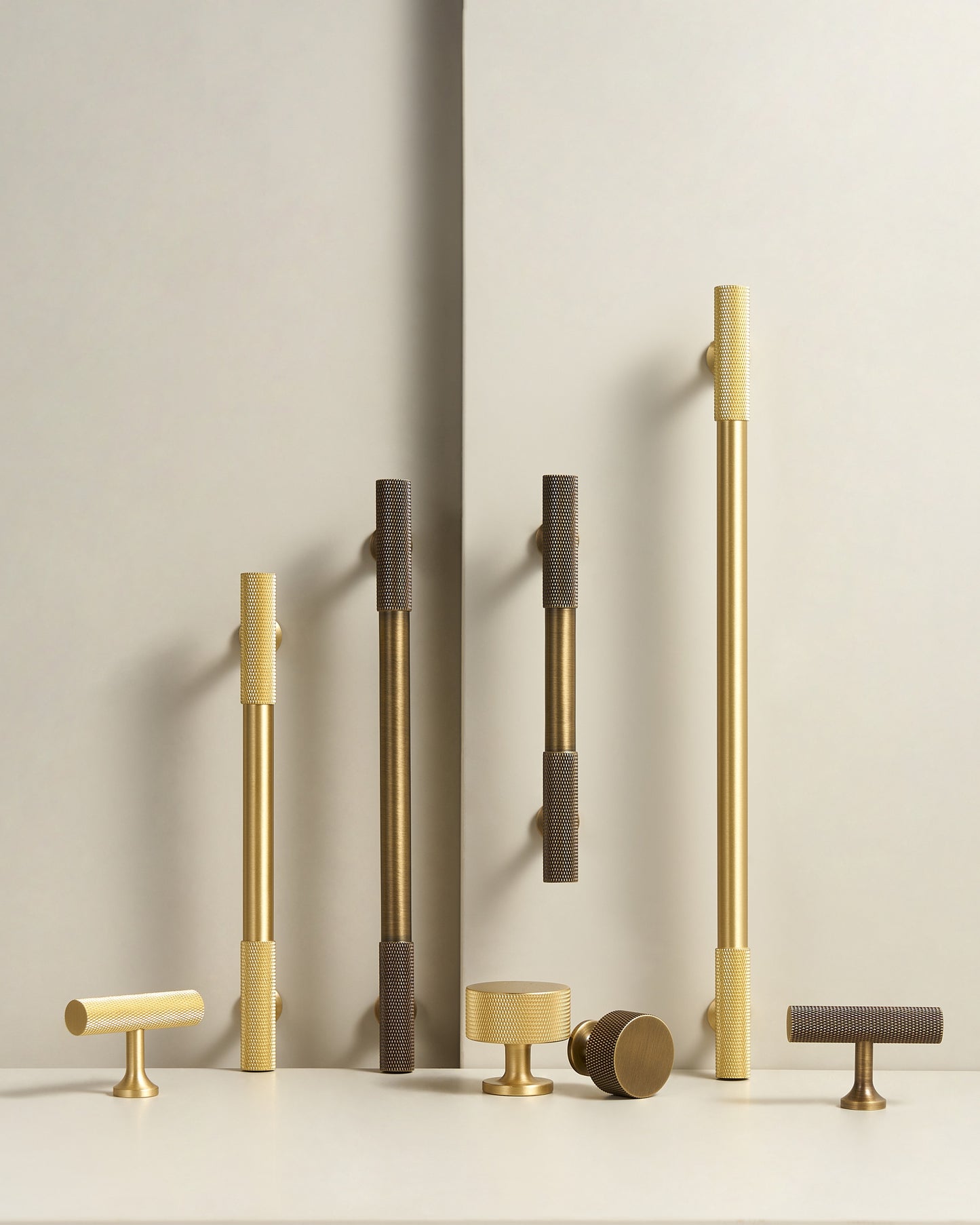 KENSWICK KNURLED BRASS CABINET PULL