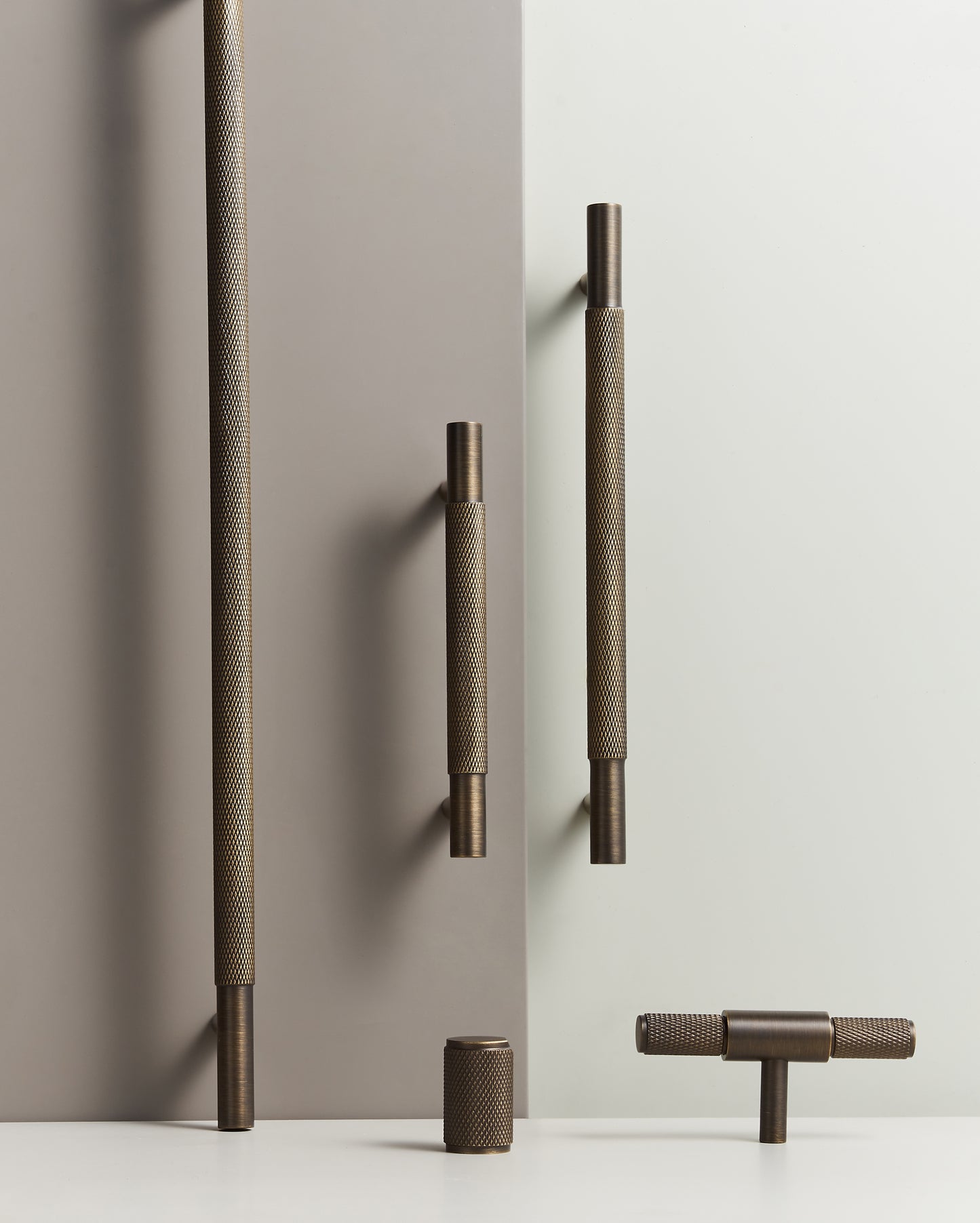 MERCER KNURLED ANTIQUE BRASS CABINET PULL
