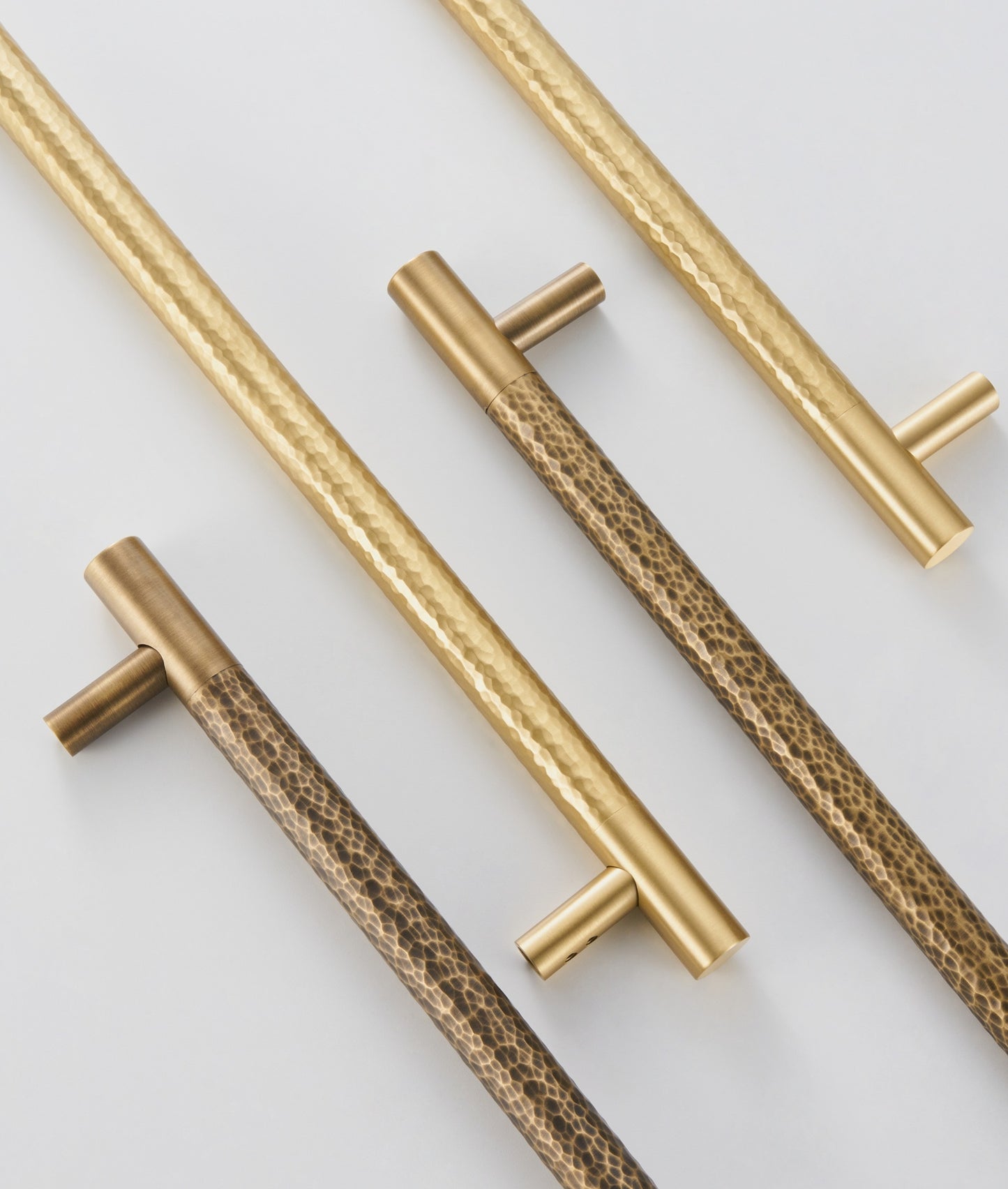 HAWTHORNE HAMMERED APPLICANT & DOOR PULL
