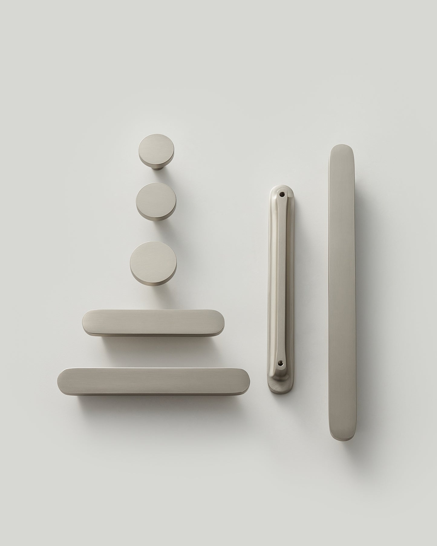 ASHBURY ROUNDED CAPSULE CABINET PULL