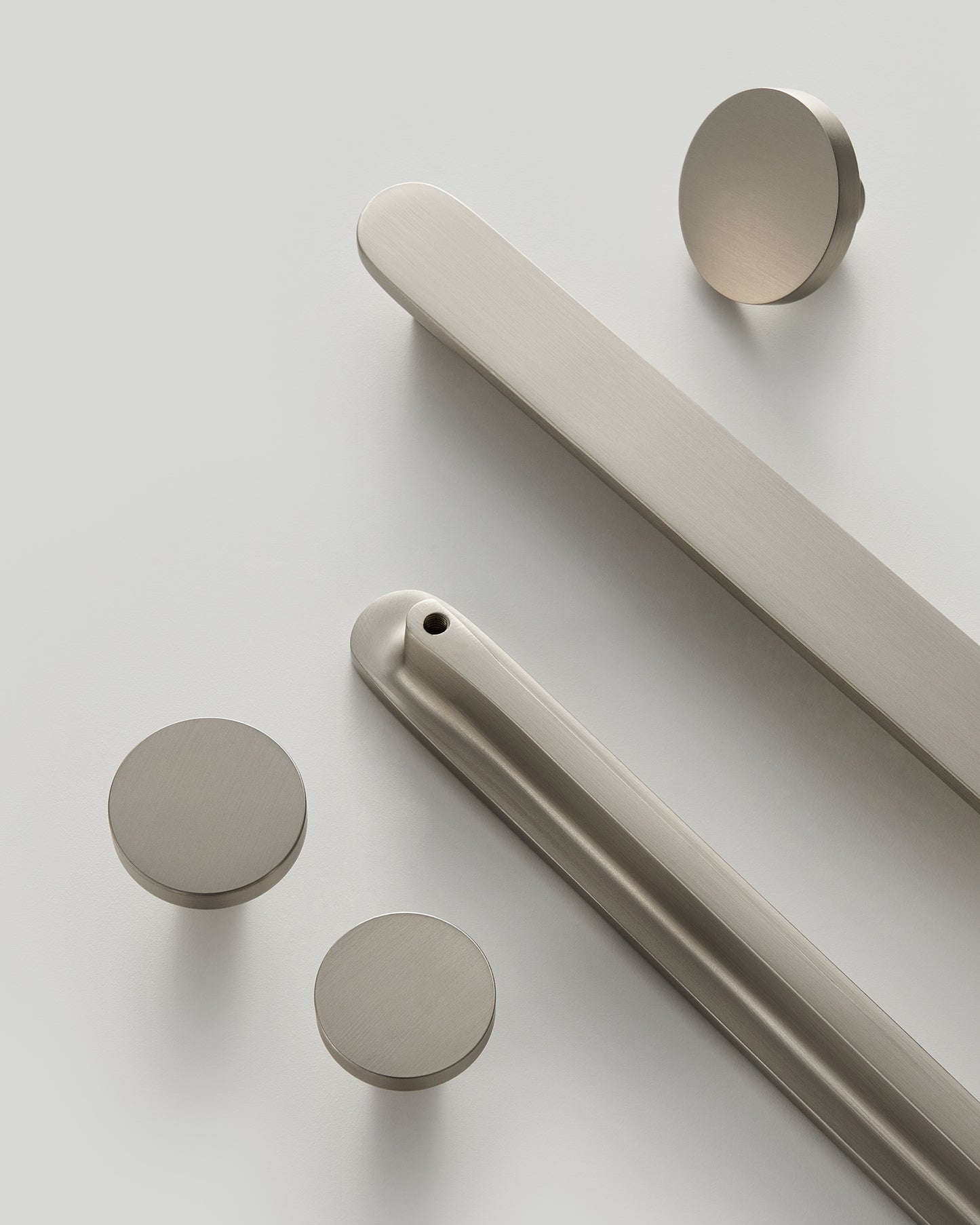 ASHBURY ROUNDED CAPSULE CABINET PULL