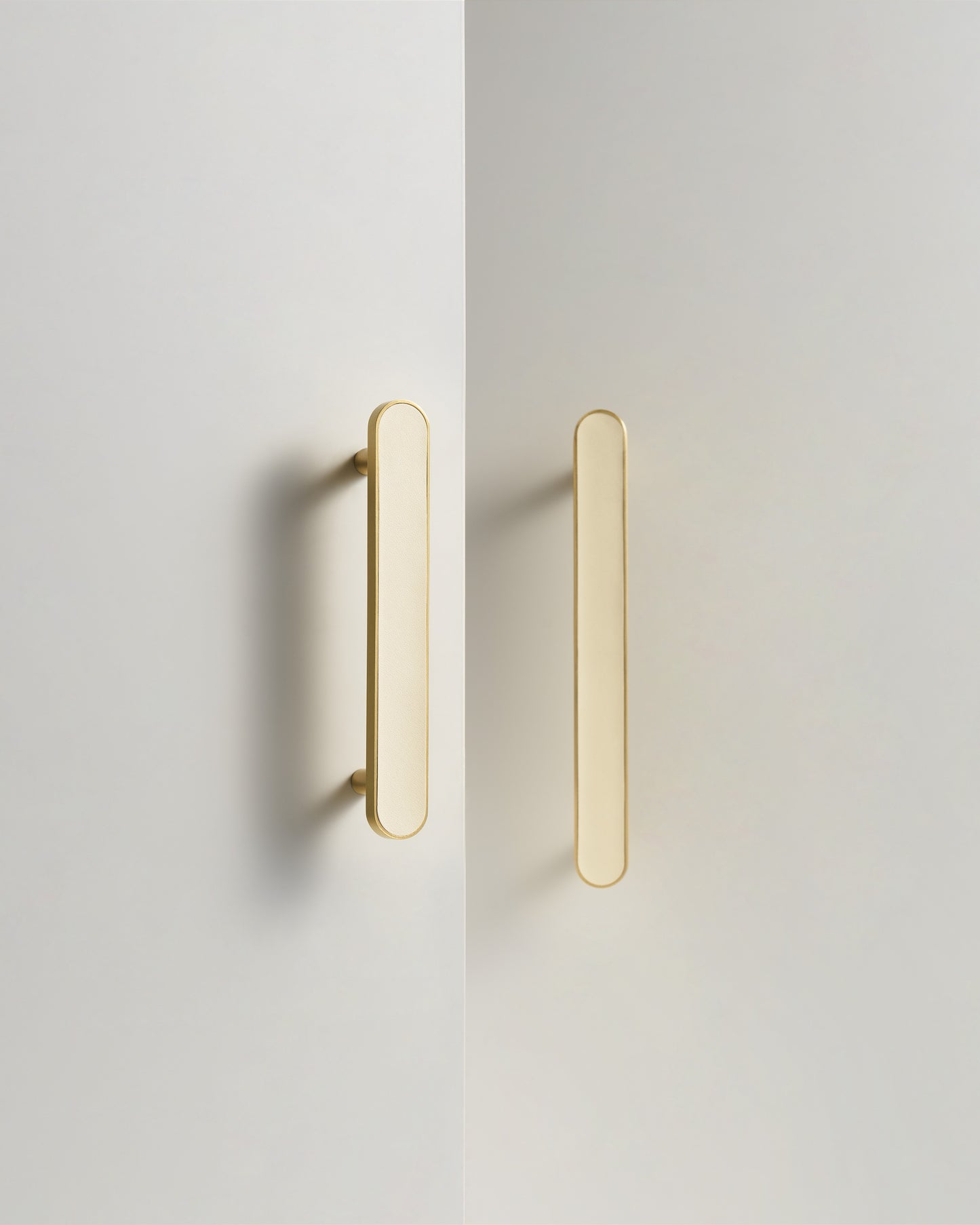 MADISON LEATHER & BRASS CABINET PULL BEIGE