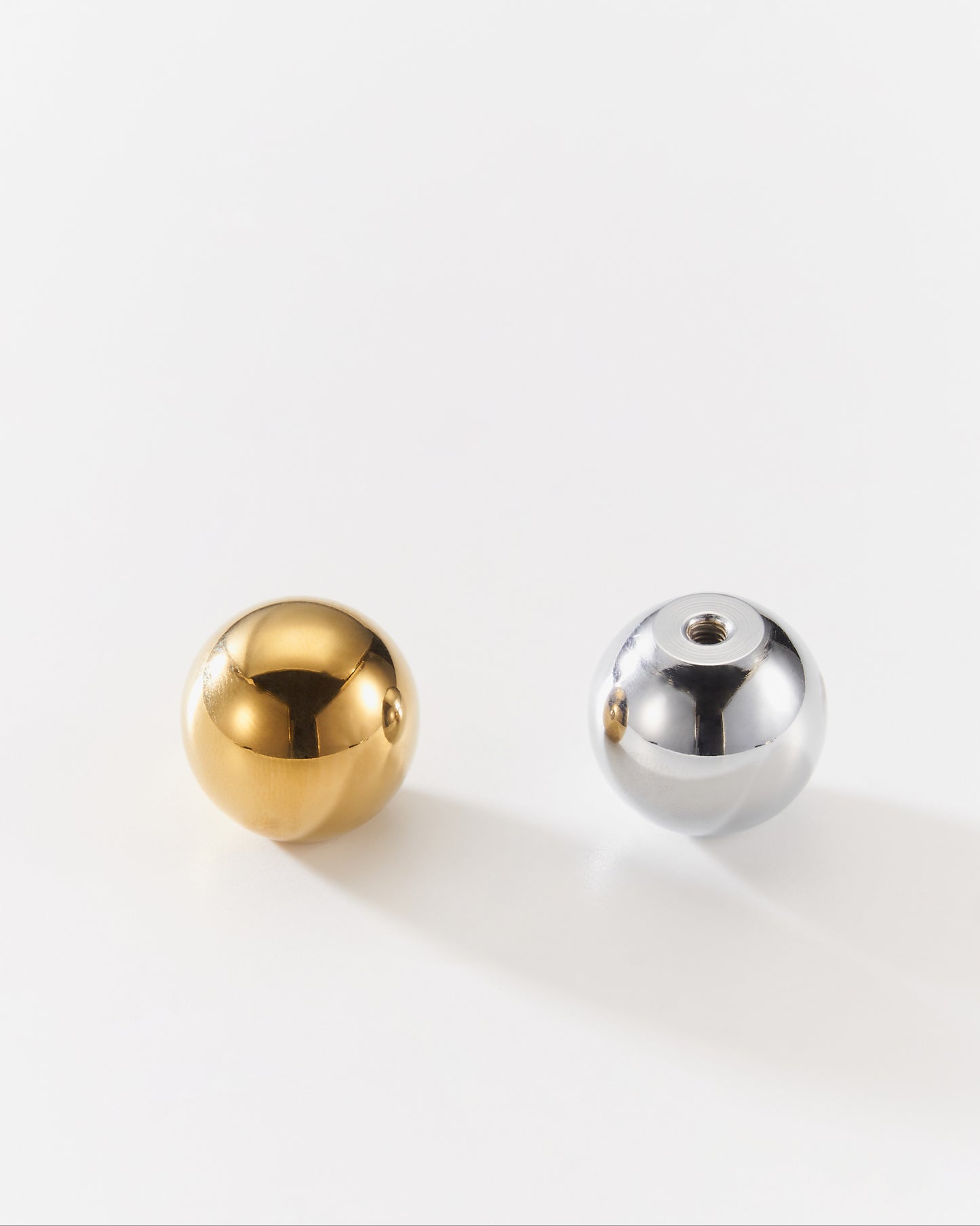 WINDSOR SPHERE CABINET KNOB