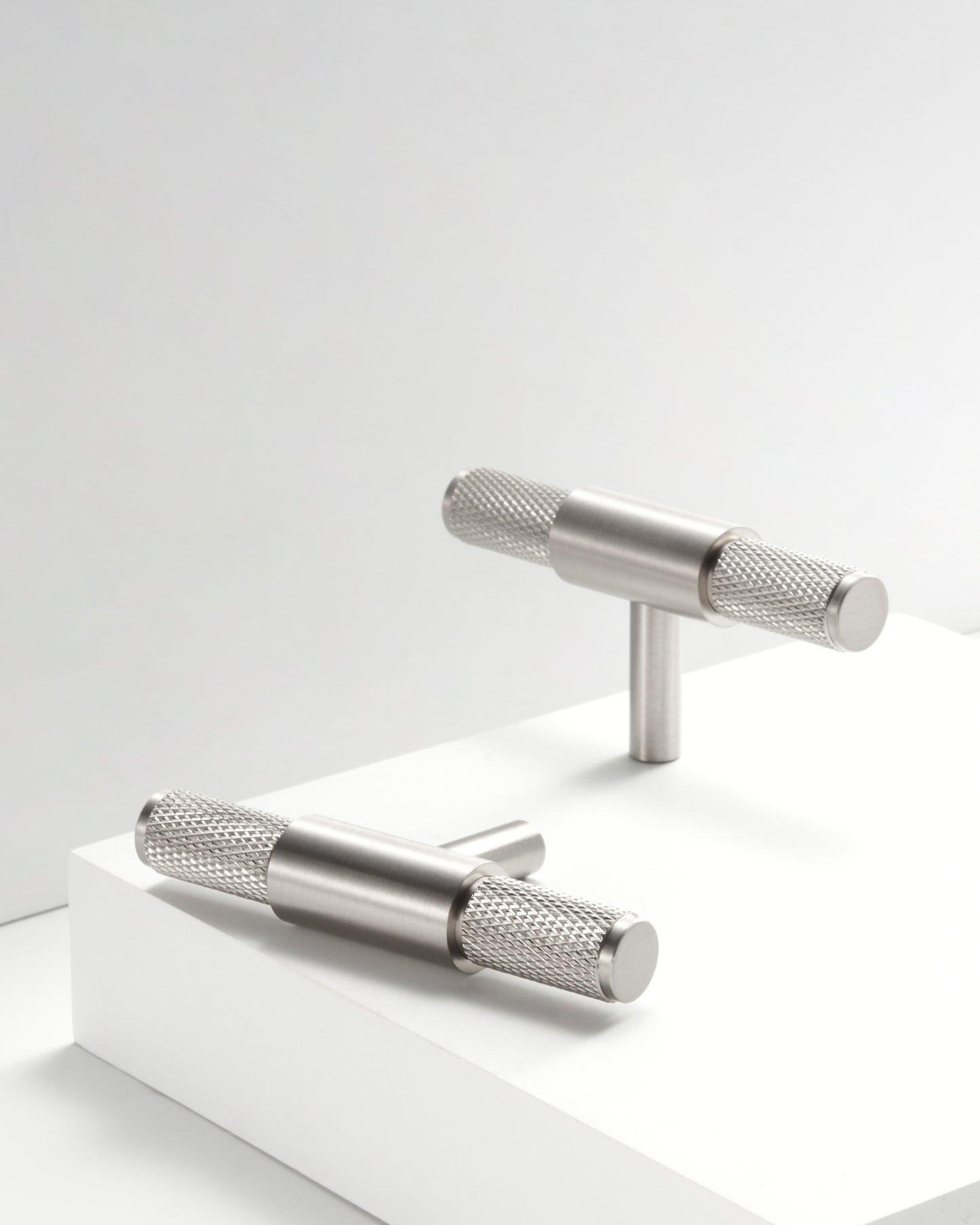 MERCER KNURLED KNOB COLLECTION