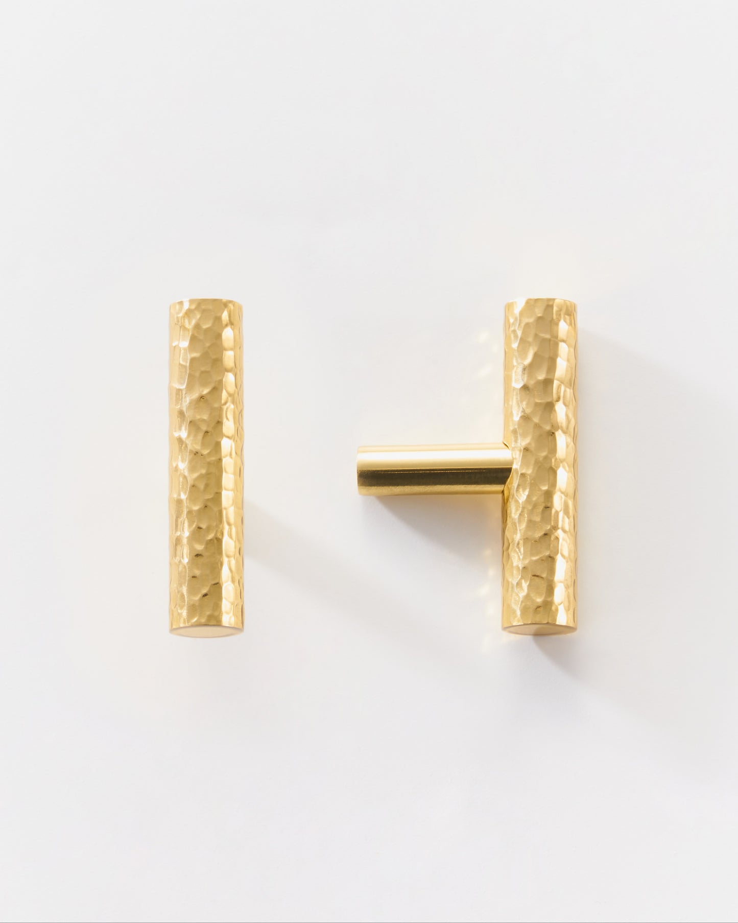 HAWTHORNE HAMMERED CYLINDRICAL T-BAR KNOB