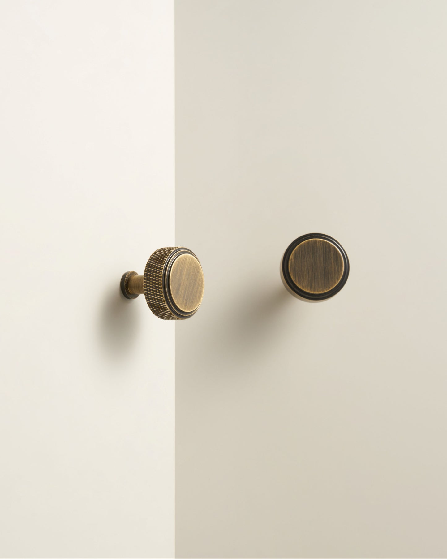 MERCER KNURLED ROUND CABINET KNOB