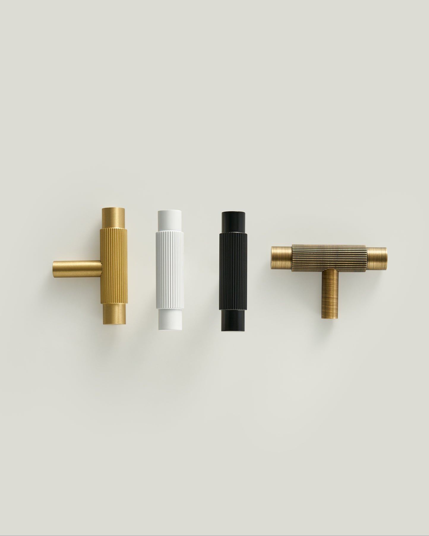 SOHO FLUTED T-BAR CABINET KNOB