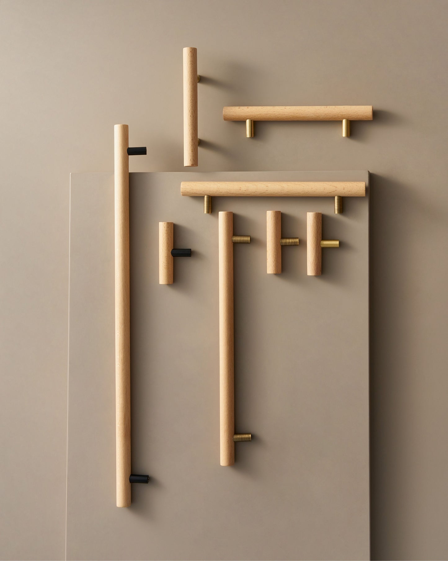 SIENA WOOD PULLS WITH ANTIQUE BRASS ACCENTS