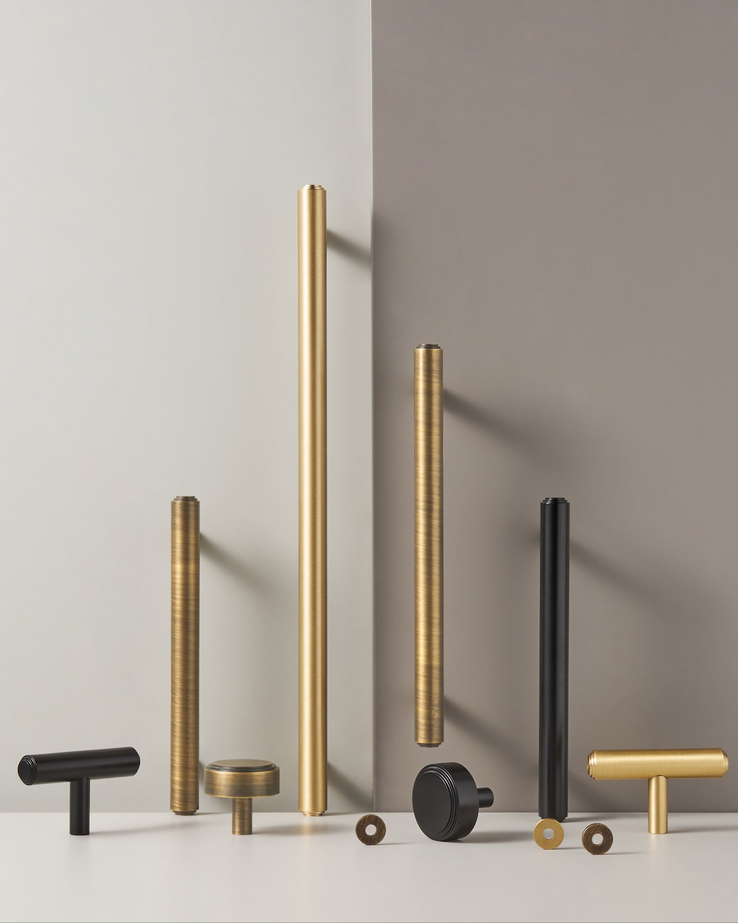 ALDERBROOK TURNED BRASS CABINET PULL