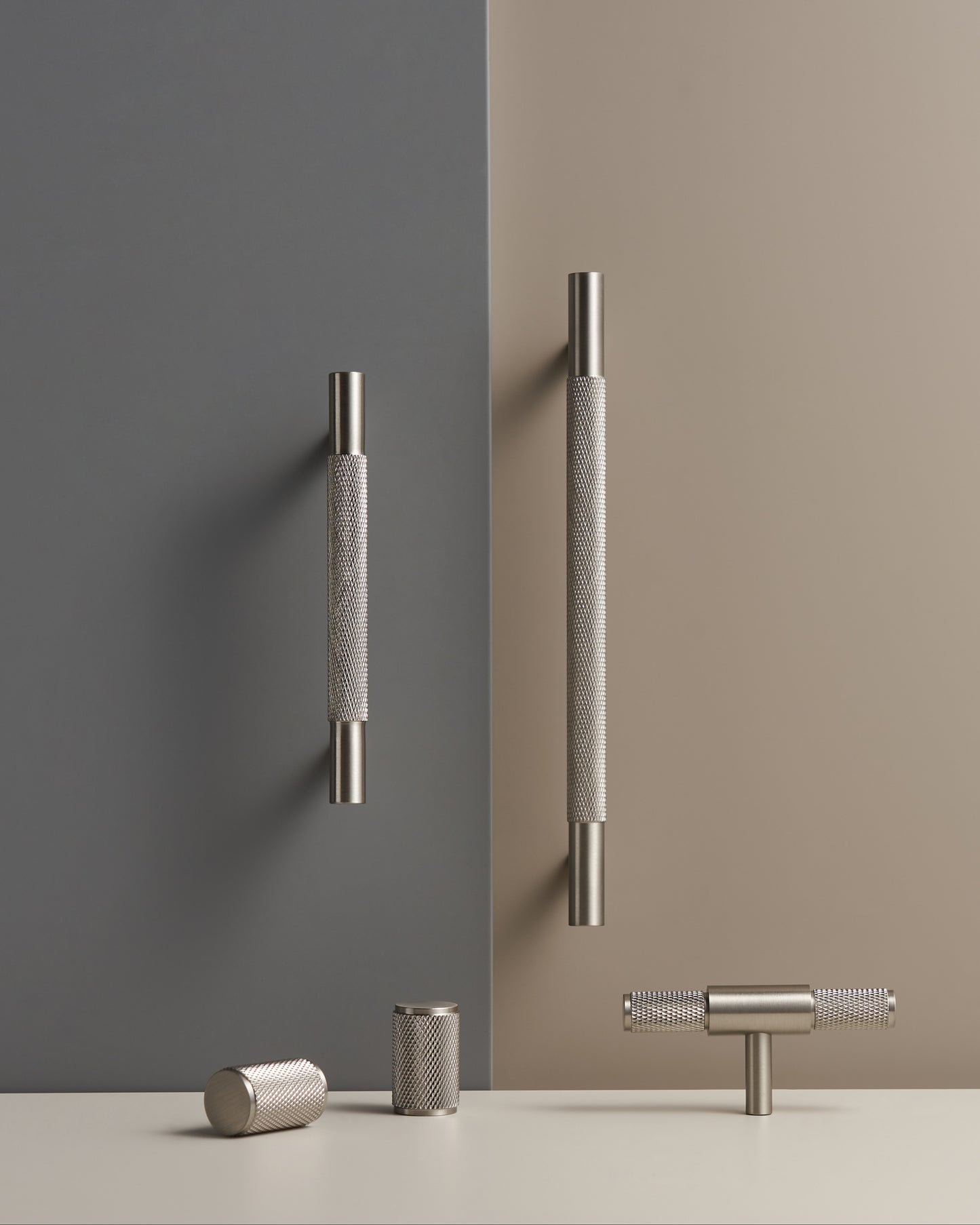 MERCER KNURLED BRUSHED NICKEL CABINET PULL