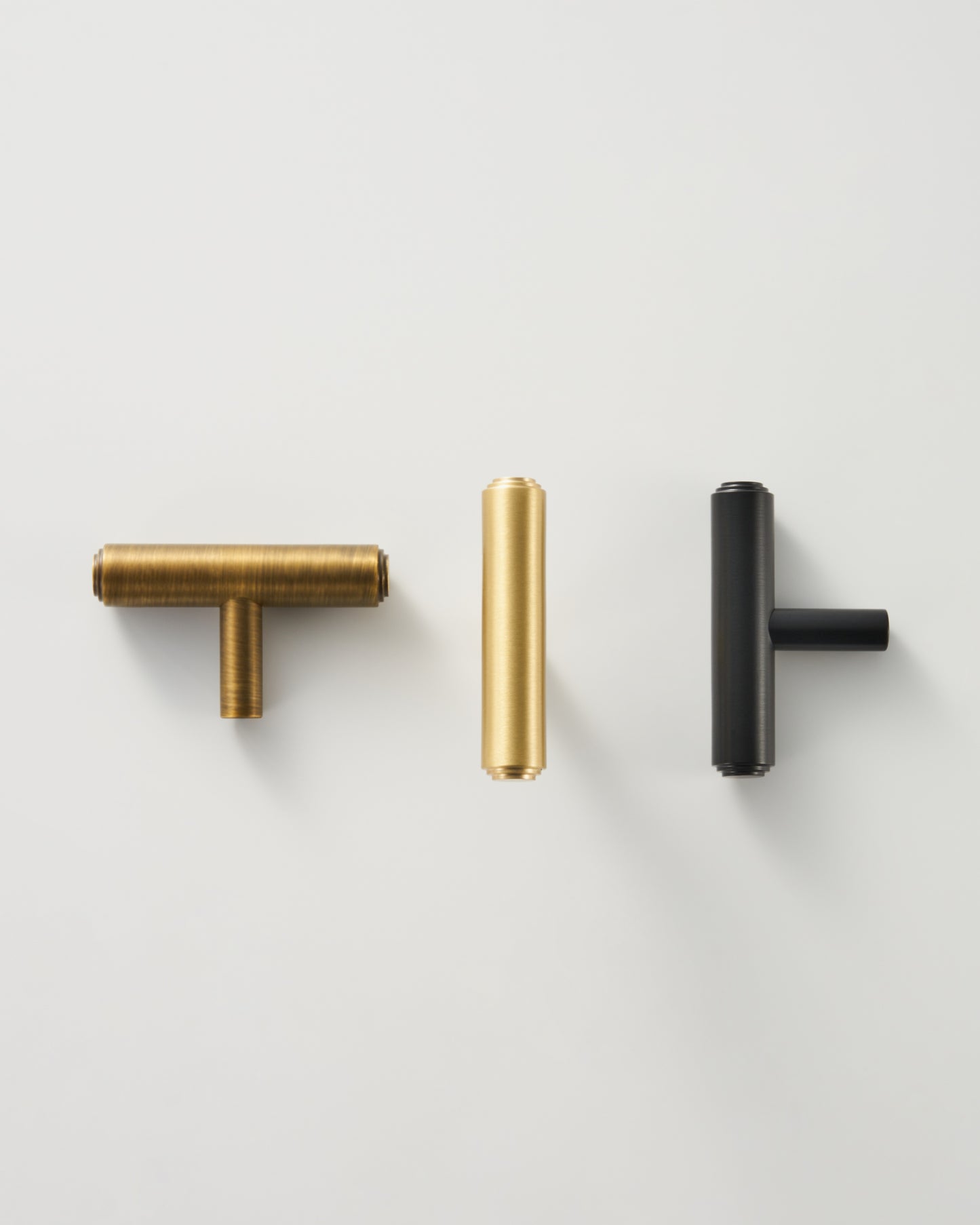 ALDERBROOK TURNED BRASS CABINET KNOB
