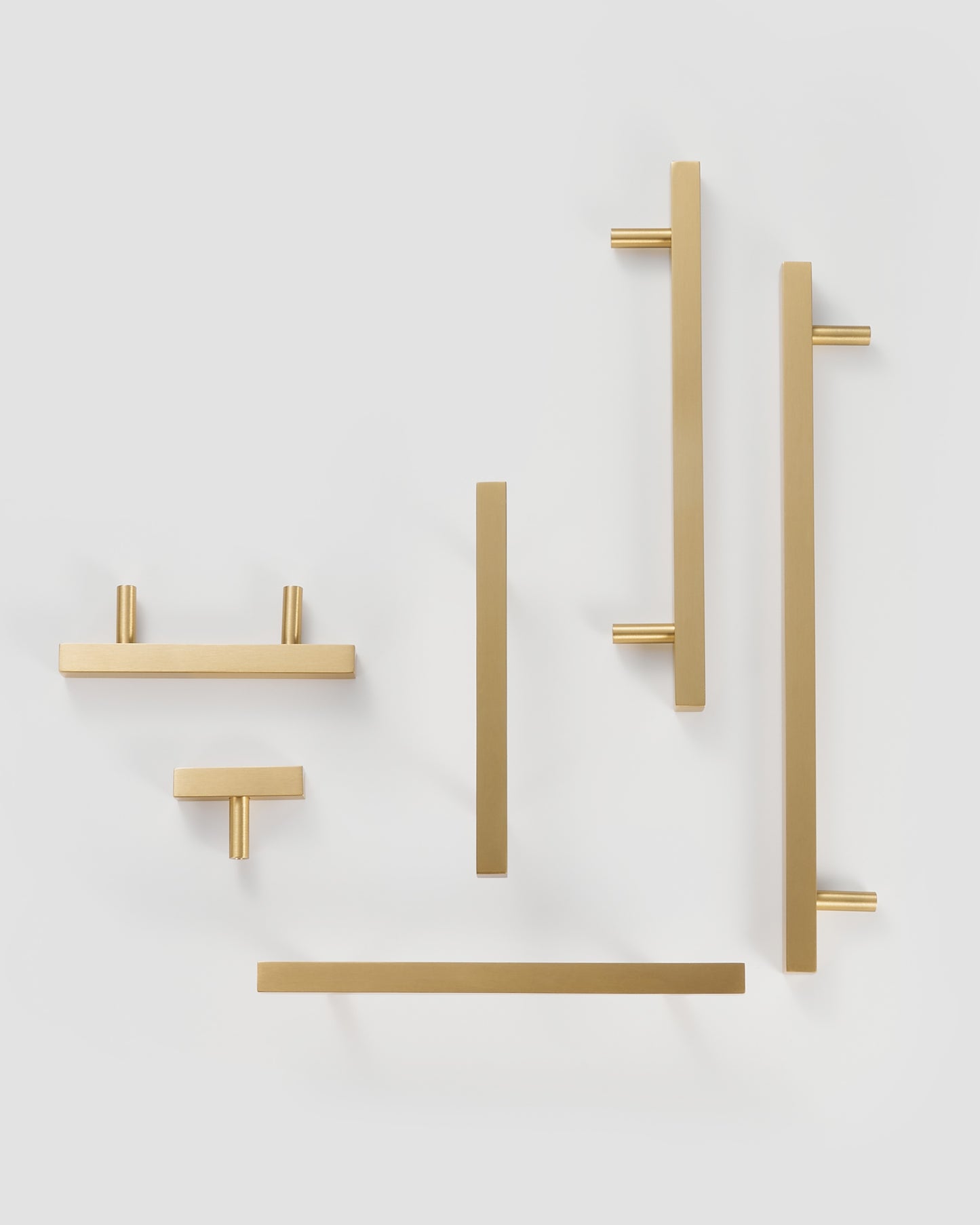 SUTTON BRUSHED BRASS SQUARE PULL COLLECTION