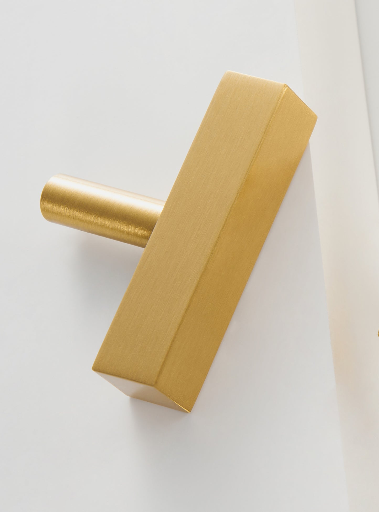 ASHBURY RECTANGULAR BLOCK SHAPE T-BAR KNOB