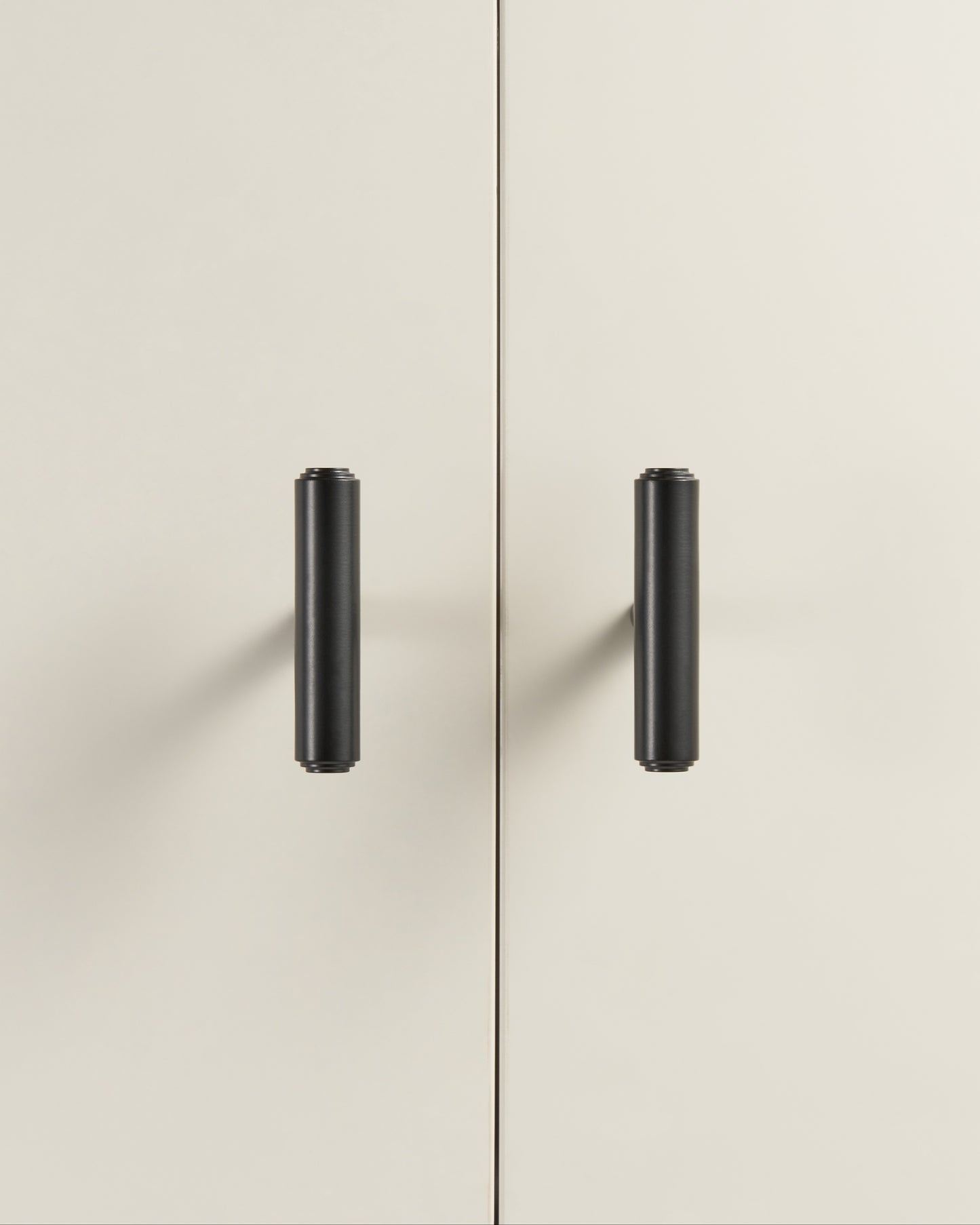ALDERBROOK TURNED BRASS CABINET KNOB