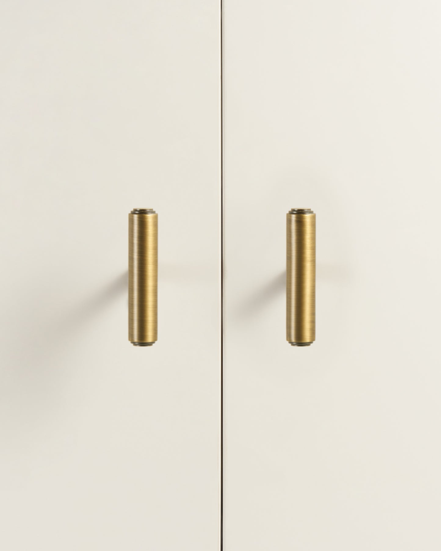 ALDERBROOK TURNED BRASS CABINET KNOB