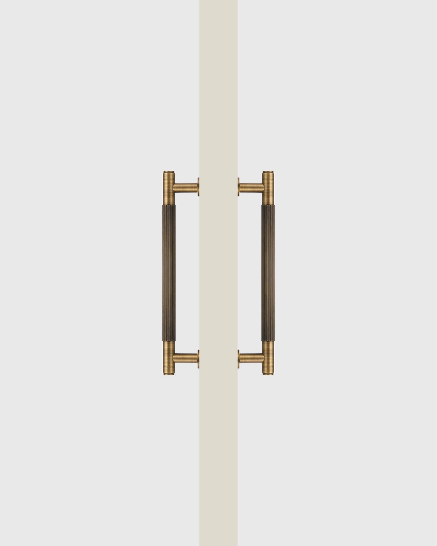 SOHO ANTIQUE BRASS LINEAR STRIPED PULL BAR