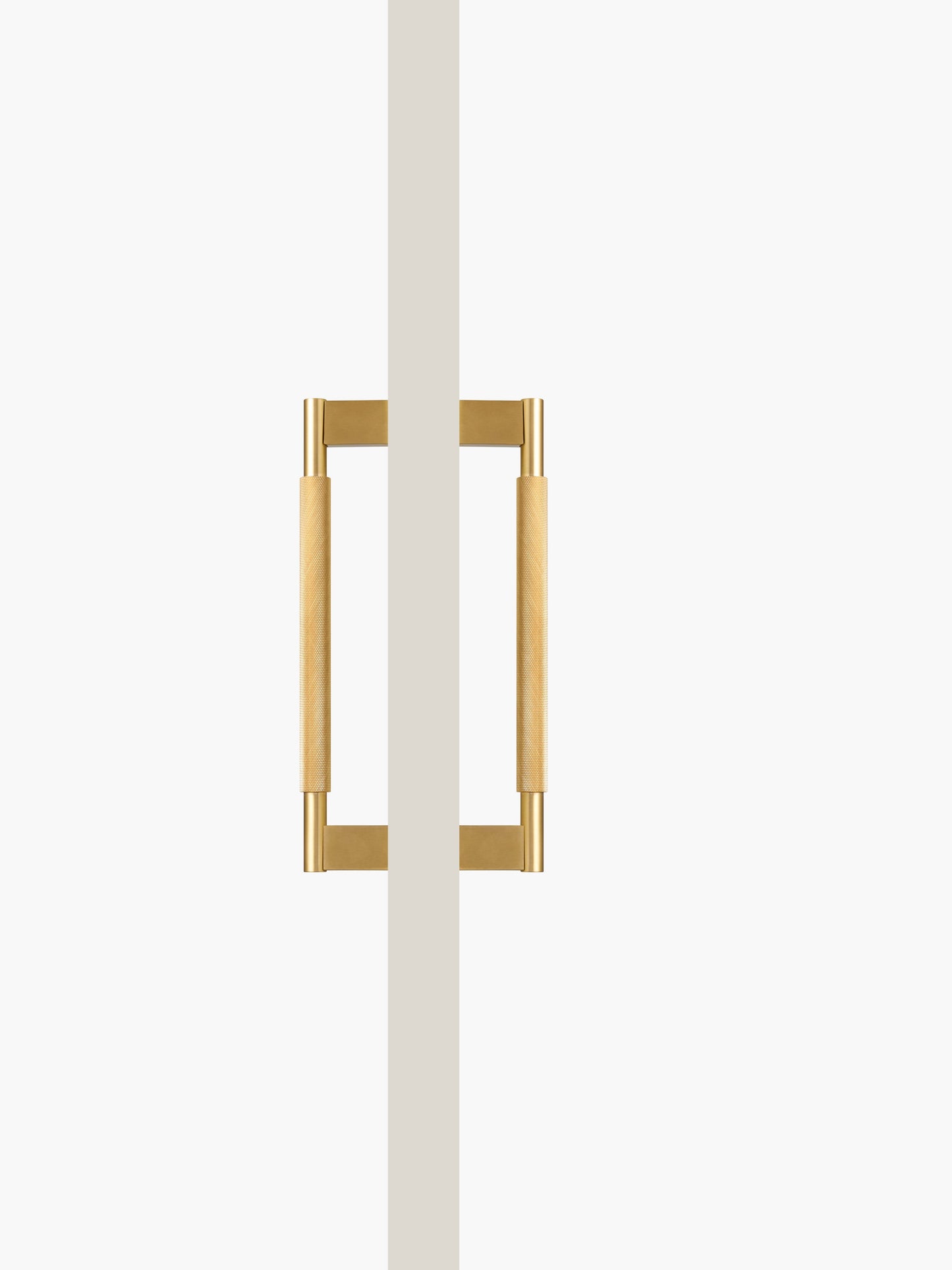 CHELSEA KNURLED APPLIANCE & DOOR PULL IN BRUSHED BRASS