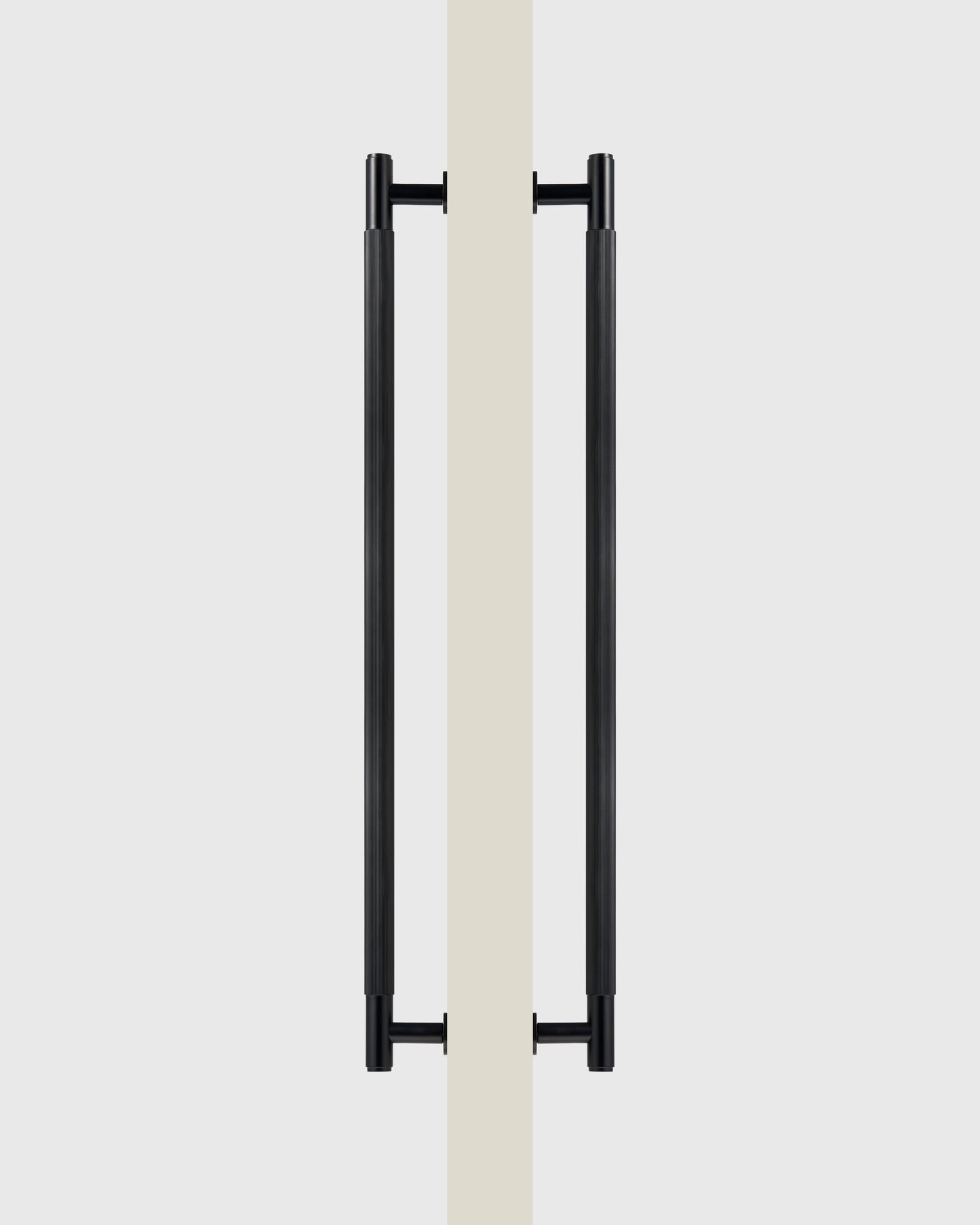 SOHO MATTE BLACK LINEAR STRIPED PULL BAR