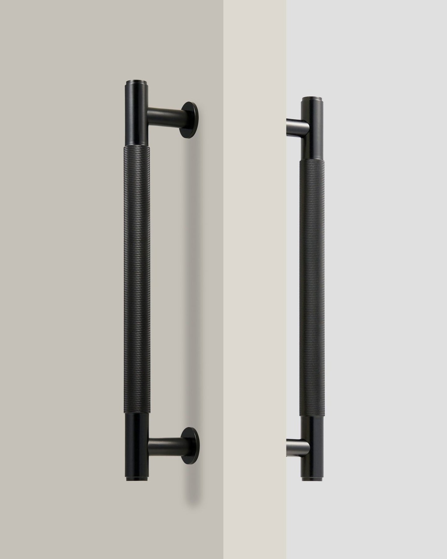 SOHO MATTE BLACK KNURLED DOOR PULL