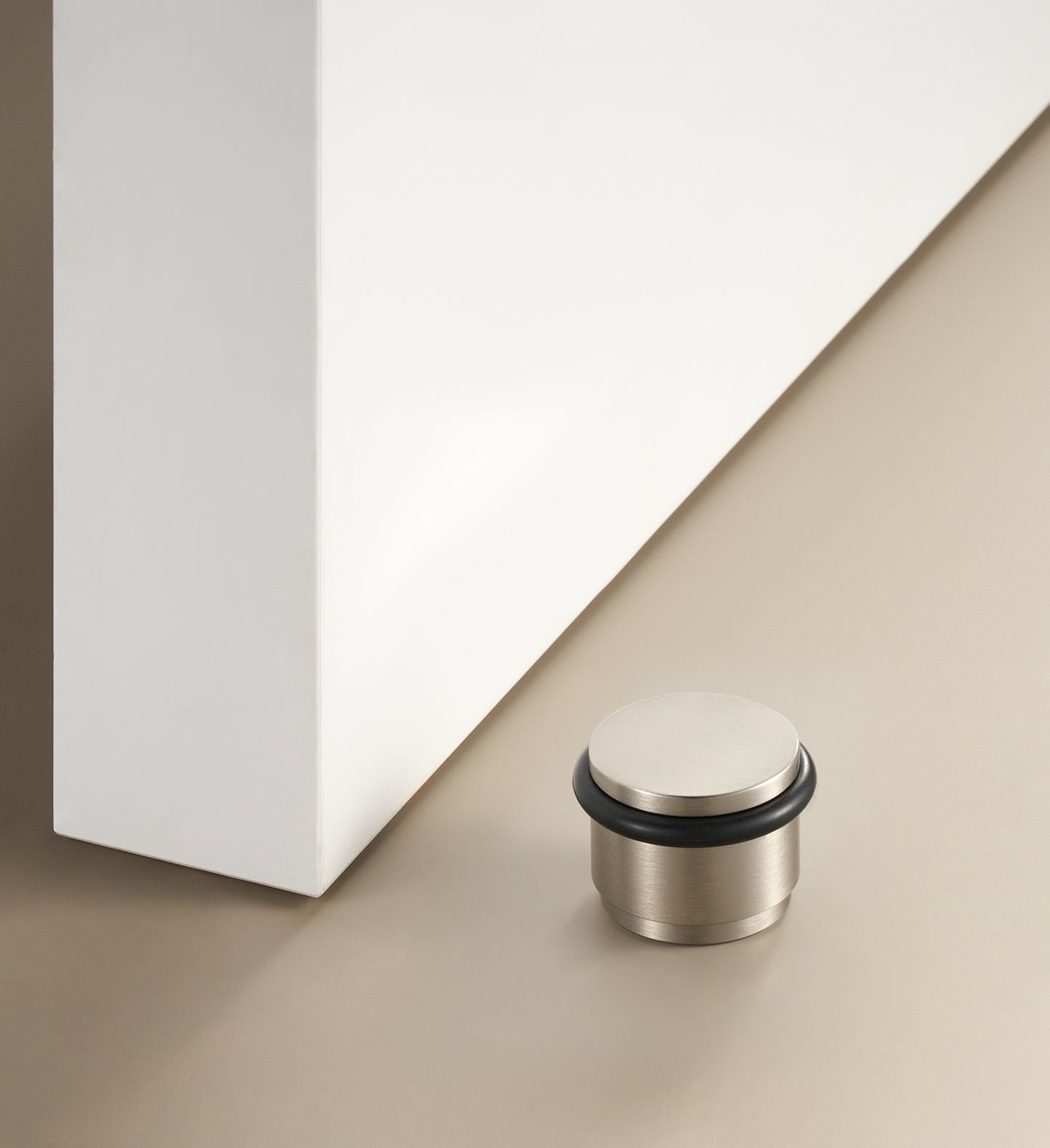 ASTOR SMOOTH DOME DOOR STOP