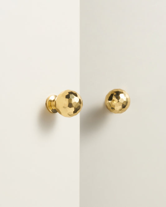 KENSINGTON HAND-HAMMERED GLOBE KNOB