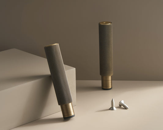 SOHO KNURLED FURNITURE LEG IN ANTIQUE BRASS (PAIR)