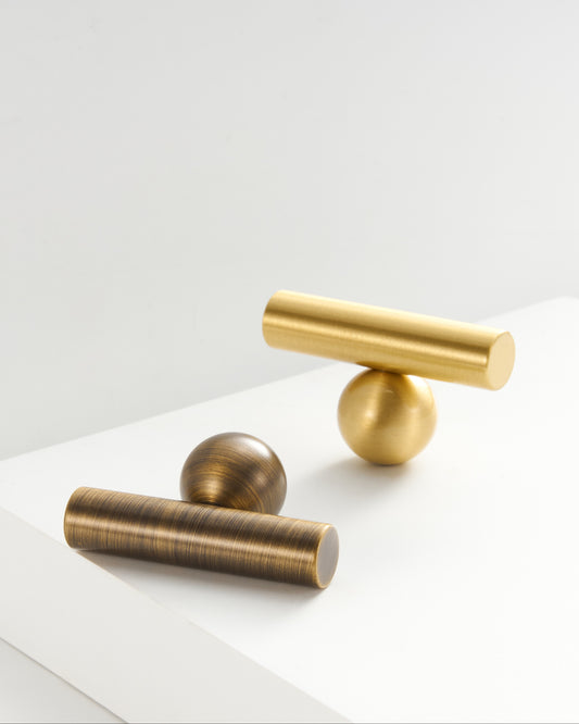 MODENA BRASS T-BAR KNOB