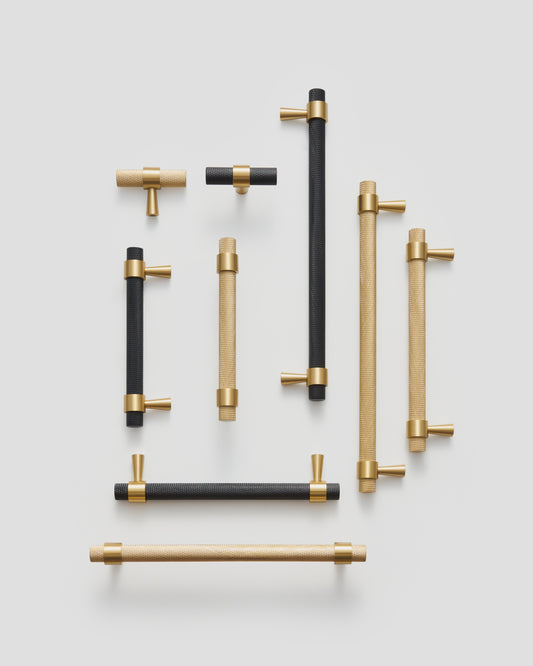 HUDSON KNURLED BLACK BRASS PULL