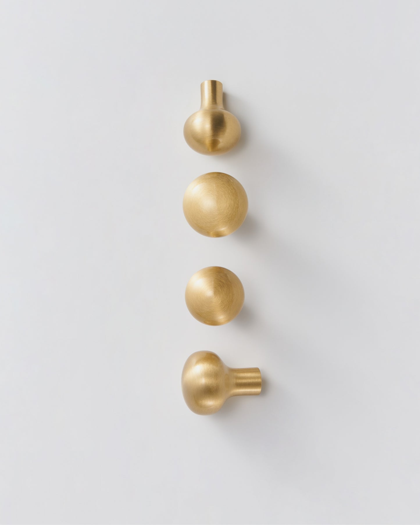 VERONA ROUNDED MUSHROOM SHAPE BRUSHED BRASS KNOB