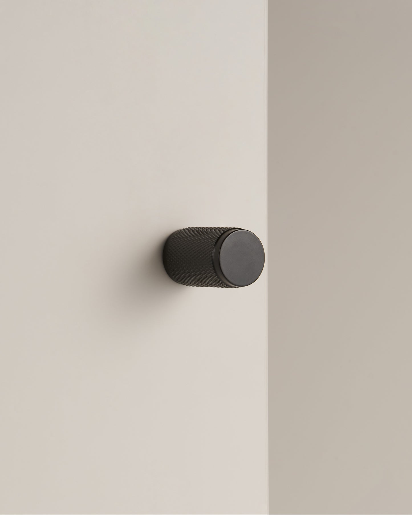 MERCER KNURLED BRASS CABINET KNOB