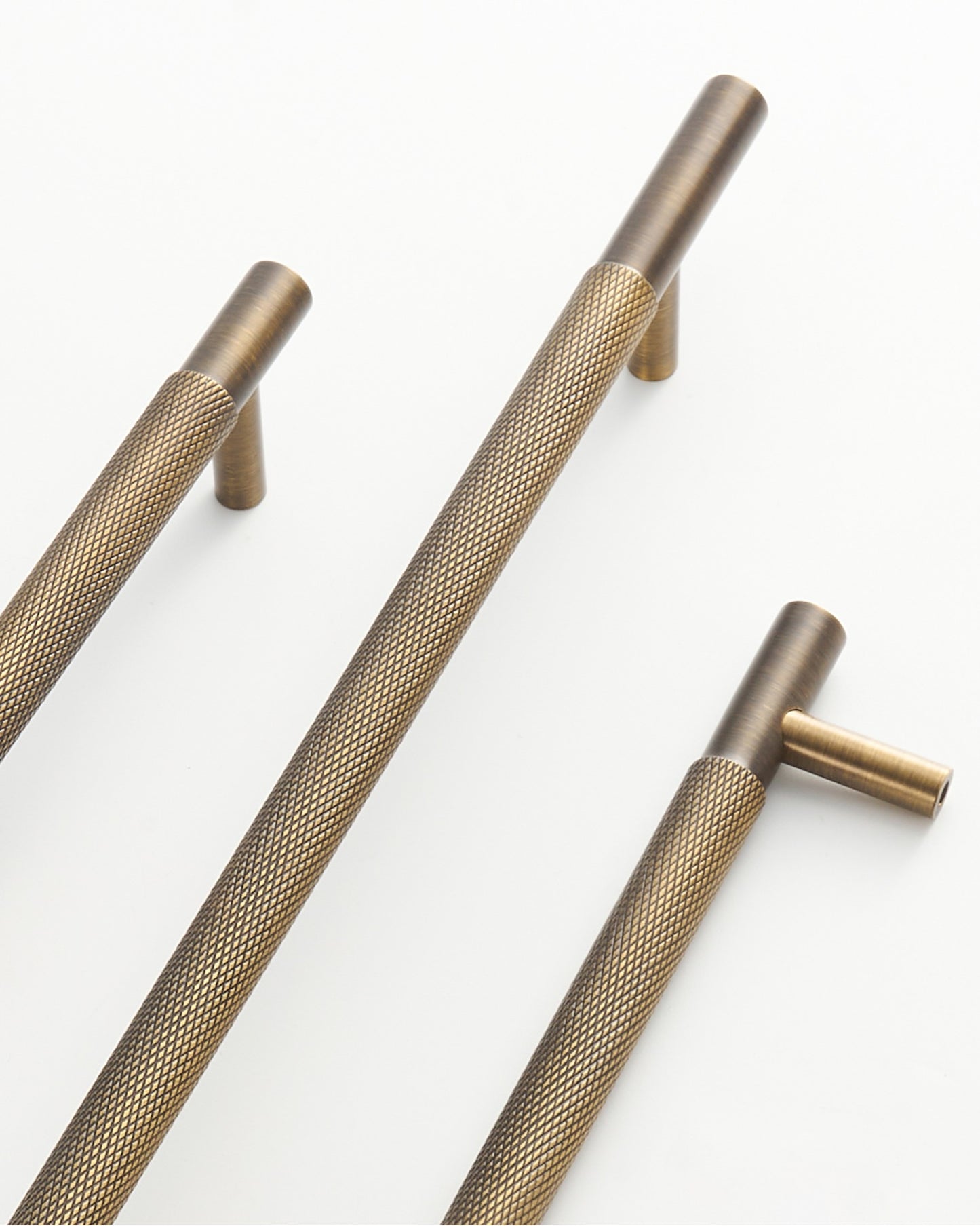 MERCER KNURLED ANTIQUE BRASS CABINET PULL