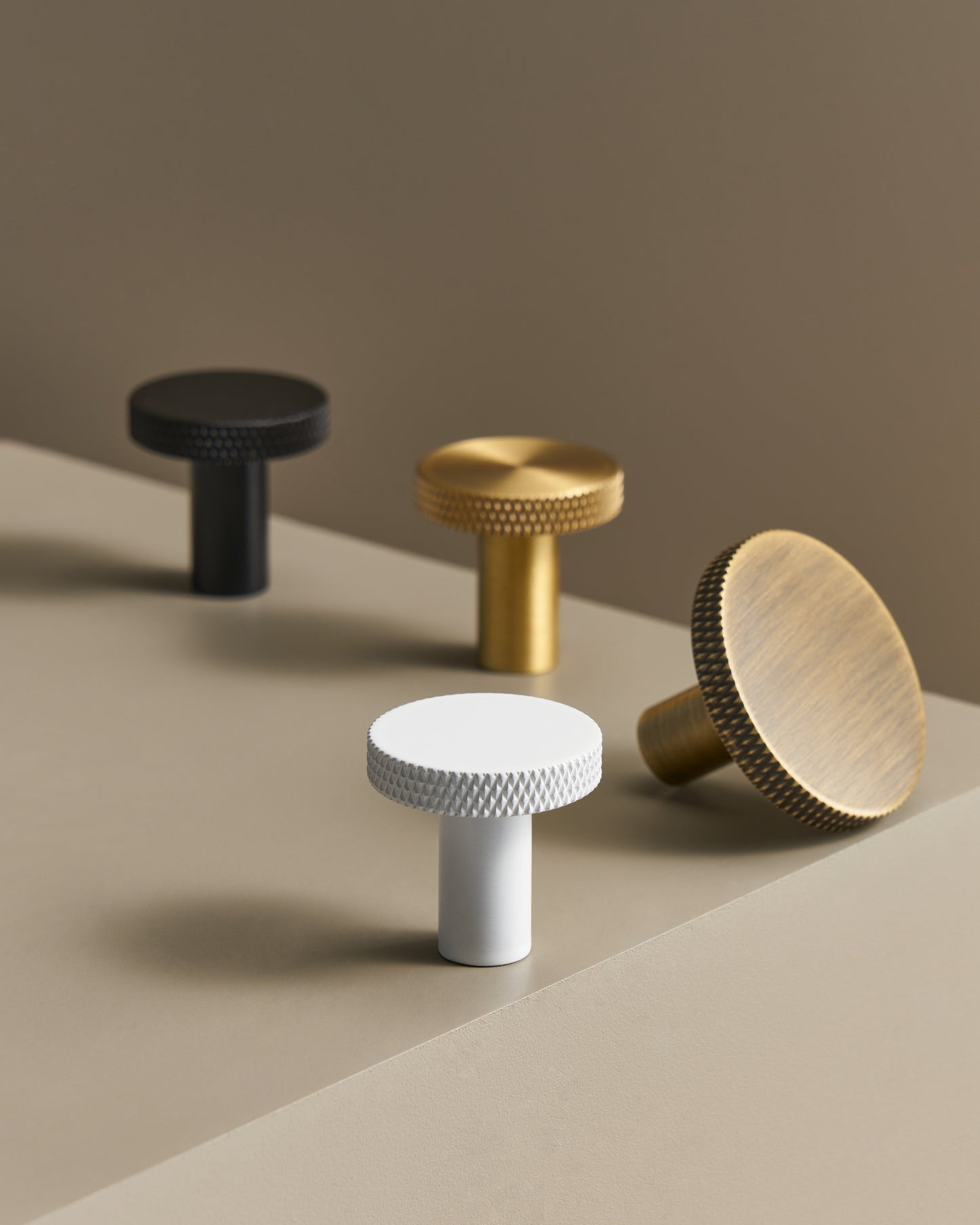 MERCER KNURLED FLAT ROUND CABINET KNOBS