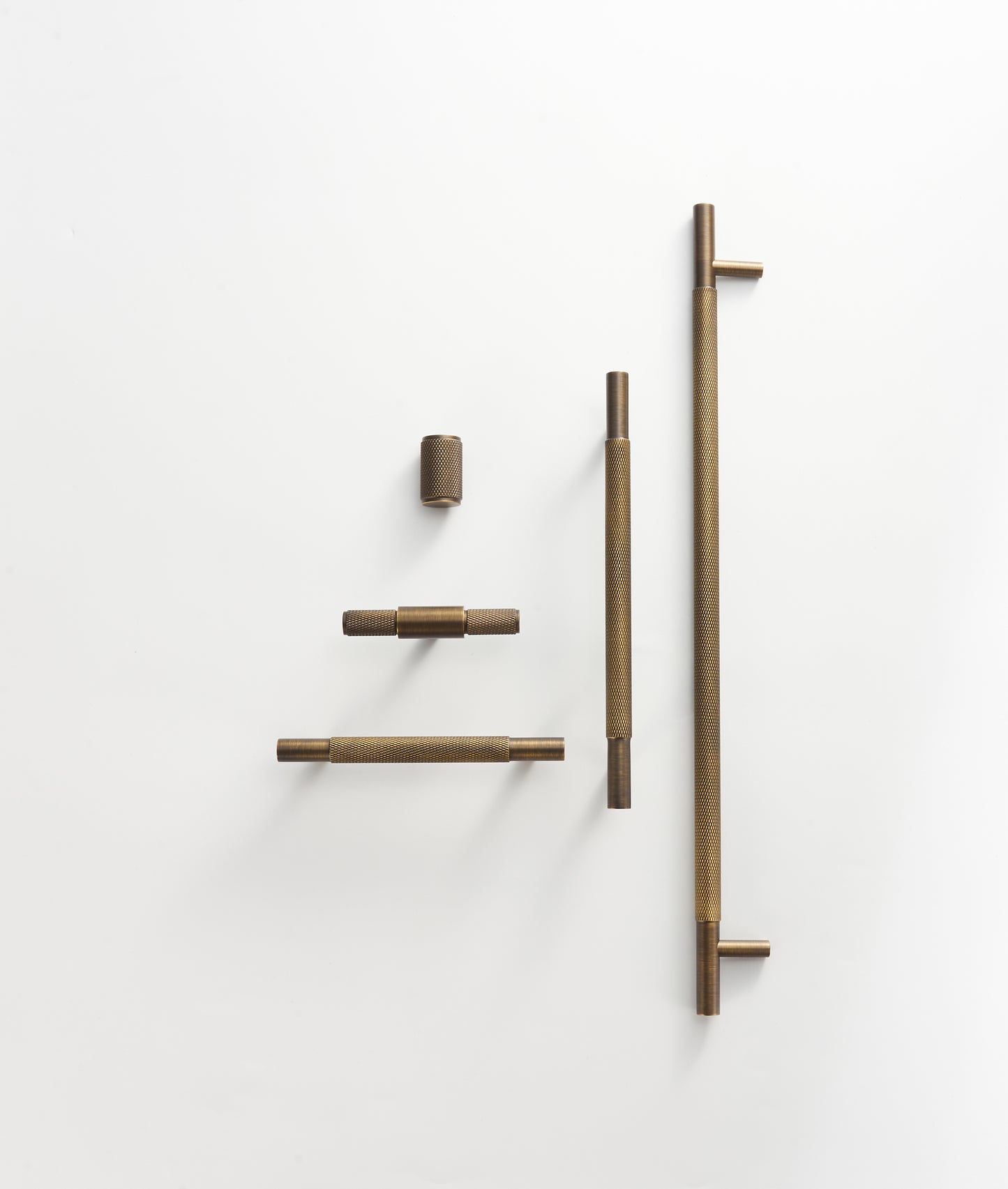 MERCER KNURLED ANTIQUE BRASS CABINET PULL
