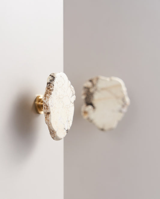 SIERRA WHITE TURQUOISE KNOB
