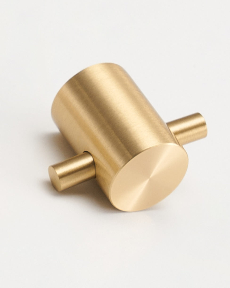 MONACO DECORATIVE HOOKS IN BRUSHED BRASS