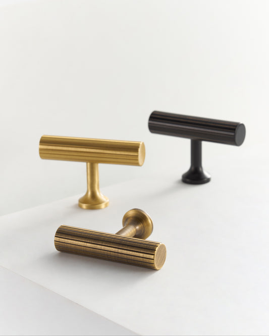 RAVELLO FLUTED T-BAR KNOB