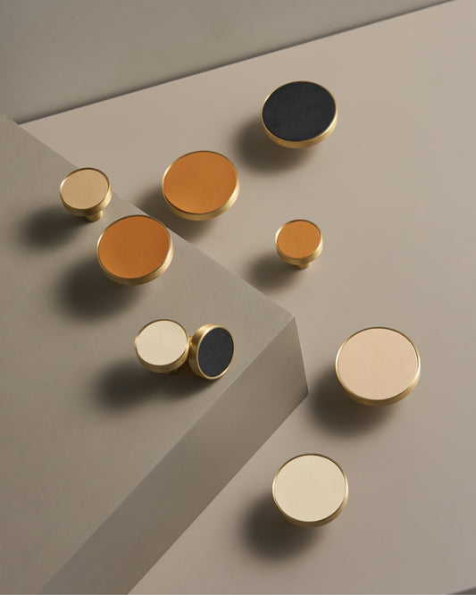 MADISON LEATHER & BRASS CABINET KNOB BLACK