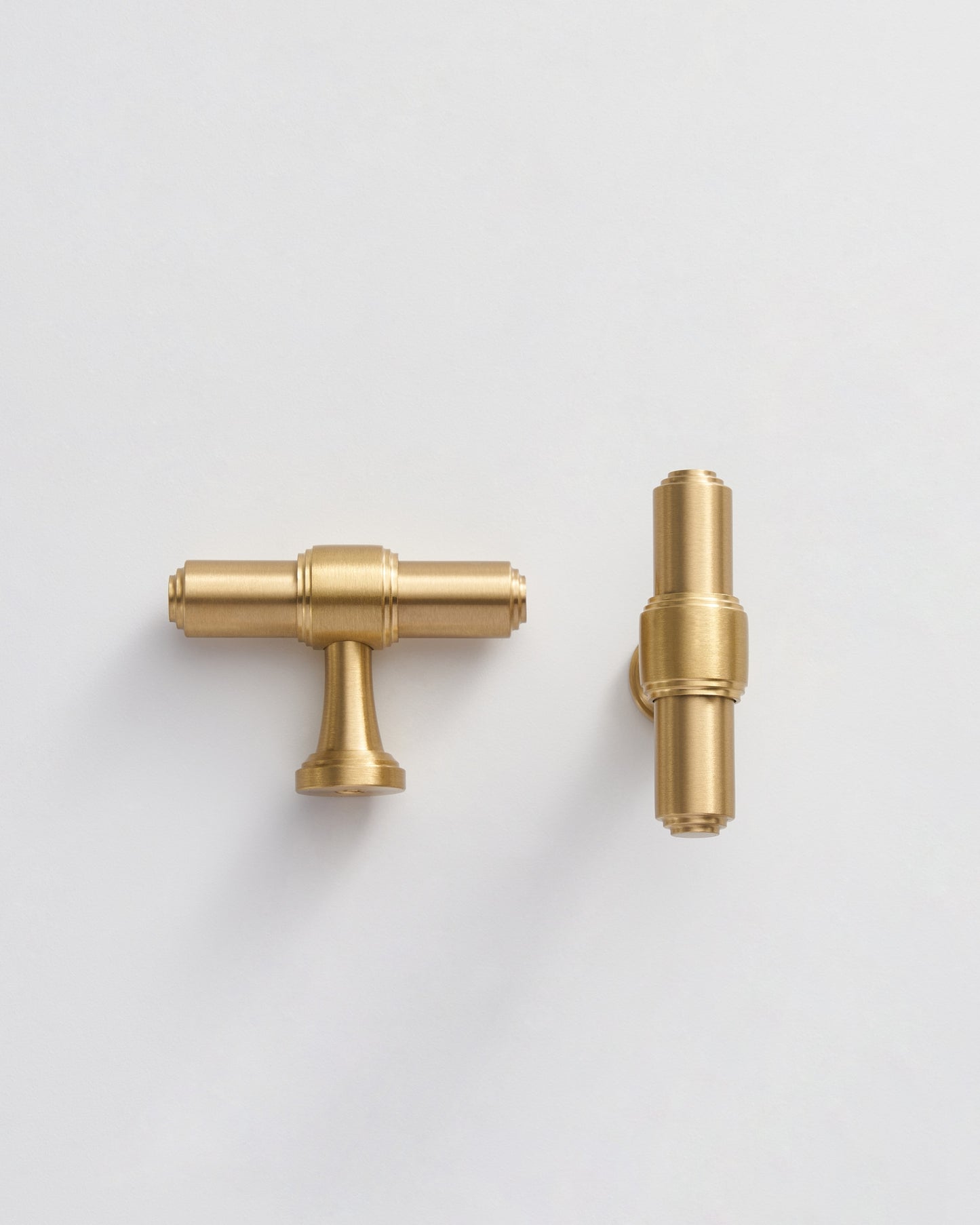 BURLINGTON BRASS T-BAR CABINET PULL