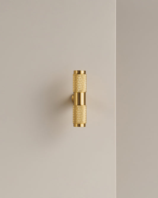 HUDSON DIAMOND-KNURLED T-BAR KNOB