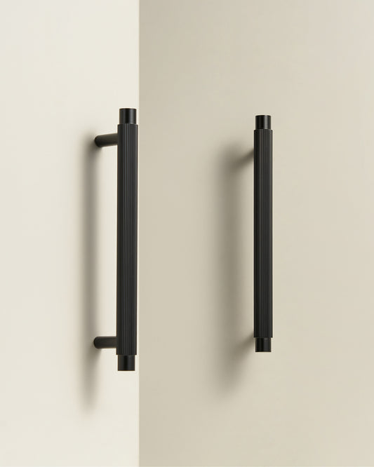 SOHO FLUTED CABINET PULL IN MATTE BLACK